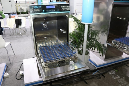 玻璃器皿洗瓶機(jī)工作原理