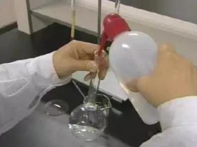 細(xì)胞組織培養(yǎng)失敗后，是否想到玻璃器皿的清洗不干凈？